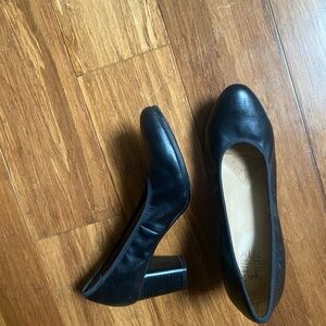 Naturalizer Black Leather Heels